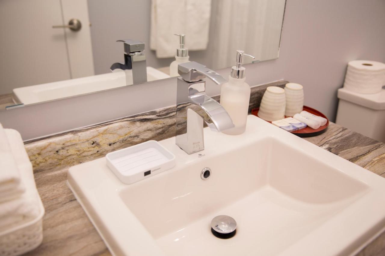 Downtown Whitehorse 4 Bedrooms Deluxe Condo Zewnętrze zdjęcie